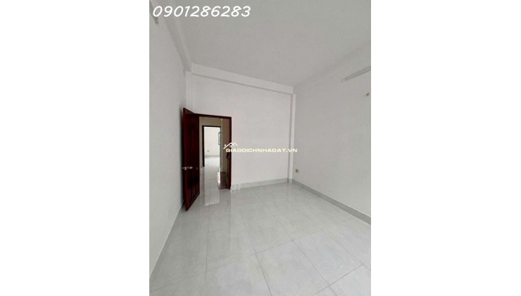 Nhà Q7 - 3 TẦNG BTCT -  56m2 - NHỈNH 5 TỶ